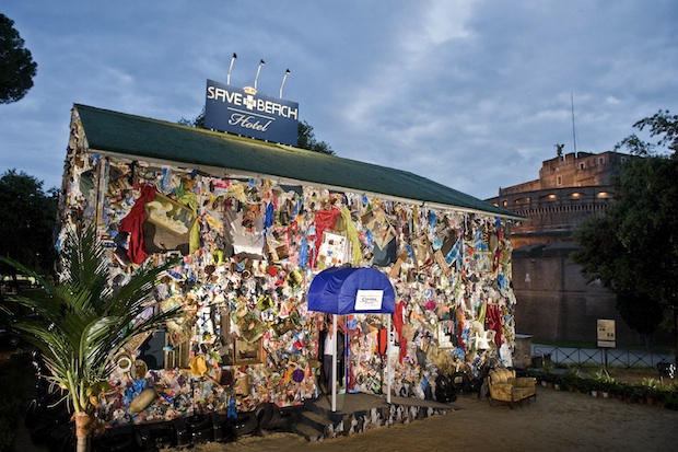 Hotel Made Out Of Rubbish in Rome